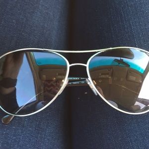 Burberry aviator sunglasses